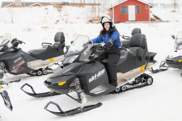 สโนว์โมบิล Snowmobile