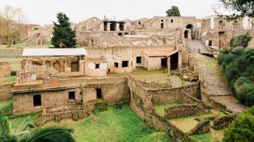 พิพิธภัณฑ์เมืองปอมเปอี (POMPEI) เมืองที่ถูกทับถมจมอยู่ใต้ดินกว่า 1,500 ปี เนื่องจากการระเบิดของภูเขาไฟวิชูเวียส