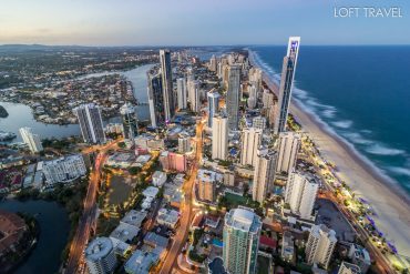 เซิร์ฟเฟอร์ พาราไดซ์ โกลด์โคสต์ ประเทศออสเตรเลีย Surfer Paradise, Gold Coast, Australia