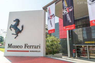 พิพิธภัณฑ์เอนโซ เฟอร์รารี Enzo Ferrari Museum (MEF) เมืองโมเดนา Medona ประเทศอิตาลี Italy