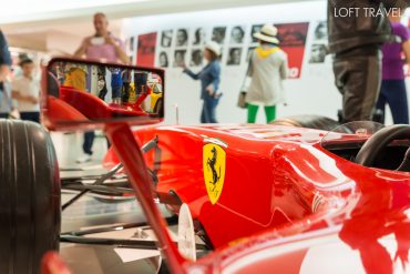 พิพิธภัณฑ์เอนโซ เฟอร์รารี Enzo Ferrari Museum (MEF) เมืองโมเดนา Medona ประเทศอิตาลี Italy