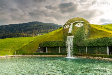 สวารอฟสกี้ คริสตัลเวิลด์ ประเทศออสเตรีย Swarovski Crystal Worlds (Wattens, Austria)